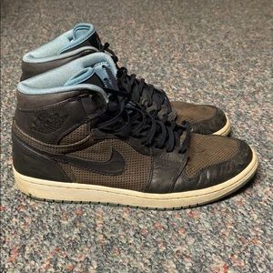Air Jordan 1’s Men’s size 10